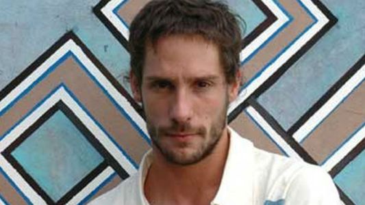 Manguera Valenzuela, muy cerca de una compañera de ficción