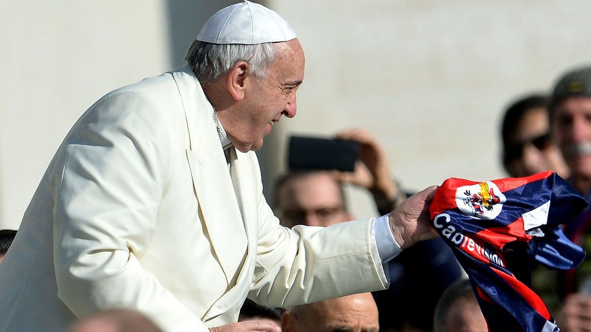 Murió el Papa Francisco: la historia de su vínculo incondicional con San Lorenzo