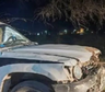 Bebé quedó aplastado por la rueda de una camioneta y los vecinos hicieron lo imposible para sacarlo