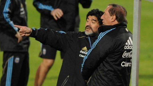 No busquen dinero, busquen gloria nos decías: el emotivo mensaje de Maradona a Bilardo por su cumpleaños