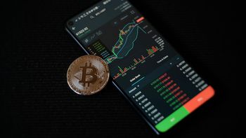 Criptomonedas: imputaron a 4 personas por presunta estafa a través de una plataforma cripto