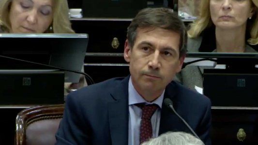 El jefe de bloque de Cambiemos defendió el Presupuesto con críticas al kirchnerismo: Gobernaban con disciplina, chequera y látigo