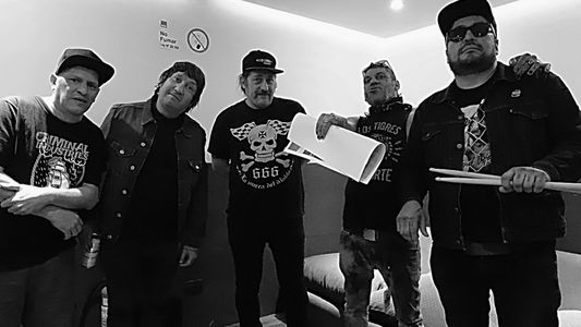2 Minutos presenta una nueva versión de un clásico en su próximo disco