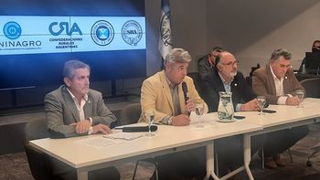La Mesa de Enlace, se reúne hoy al mediodía con el ministro de Economía, Sergio Massa.