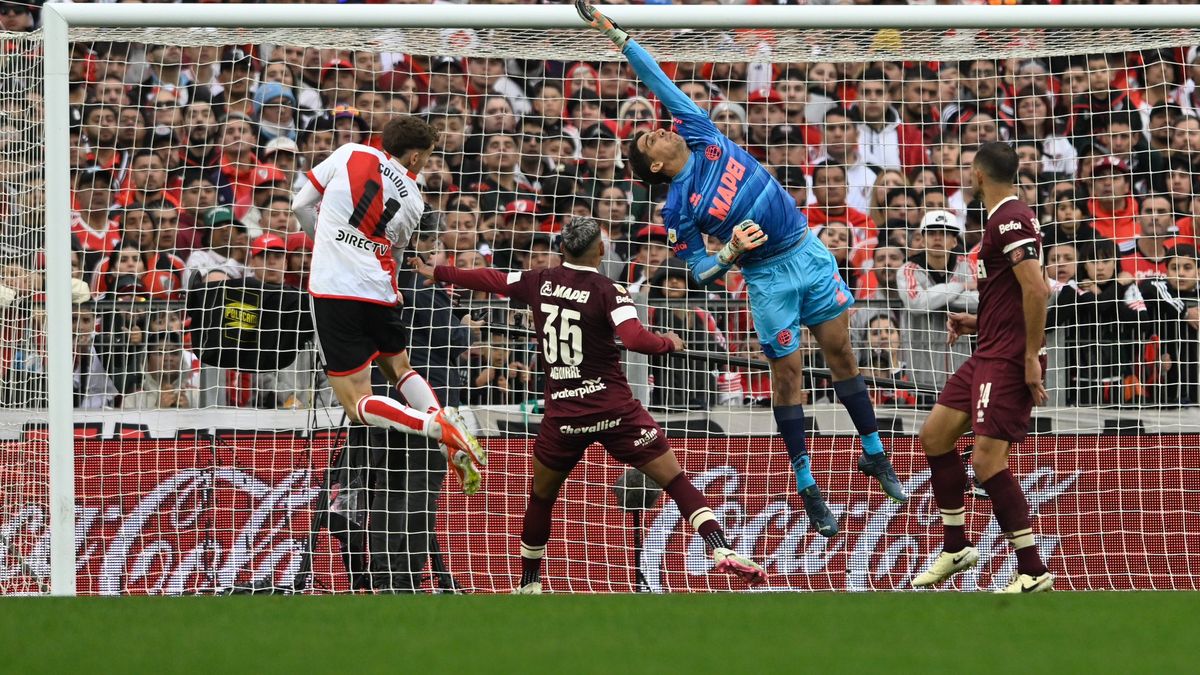 River salvó un empate ante Lanús en el Monumental Foto; X @clublanus