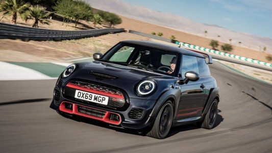 Llegó el MINI John Cooper Works GP: ¡A un precio astronómico de casi 80.000 dólares!