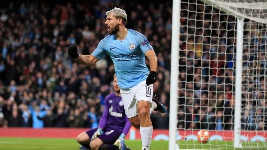 Champions League: con un doblete de Agüero, Manchester City vapuleó 7 a 0 a Schalke y aterrizó en cuartos