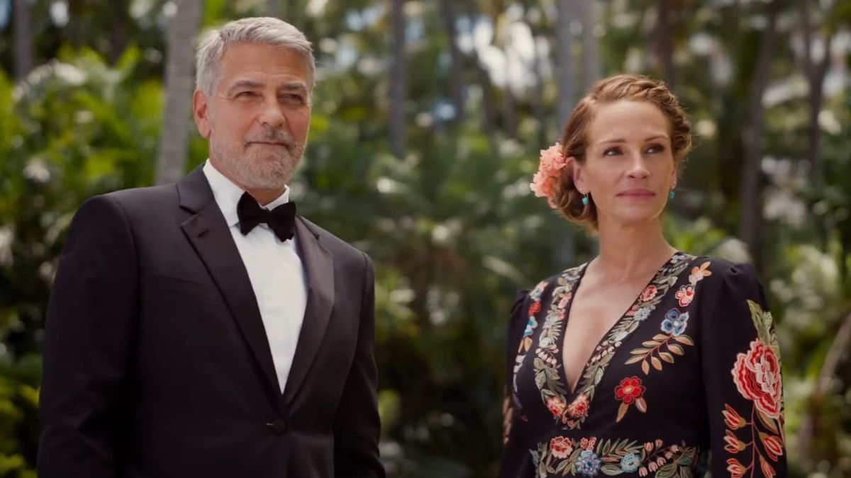 Julia‍ Roberts and George Clooney in‌ 'Passage to Paradise'