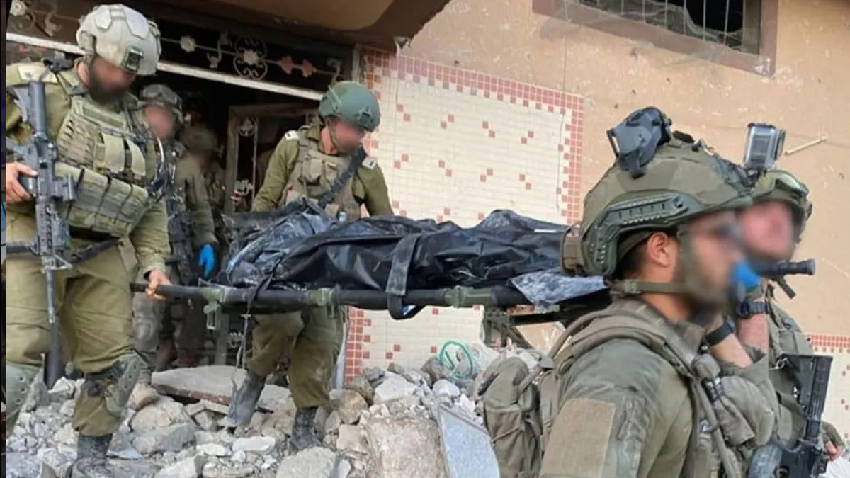 Así sacaban el cueró del líder de Hamas, Sinwar. 