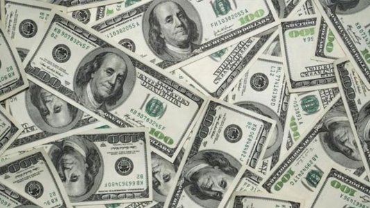 Para controlar la escalada del dólar, el Gobierno lanzó un paquete de medidas