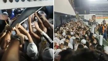 Escándalo con la eliminación de Santos: hinchas del club brasileño quisieron entrar al vestuario