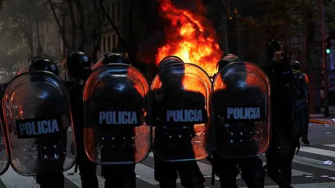 Fuerte operativo del Gobierno para controlar la marcha de jubilados