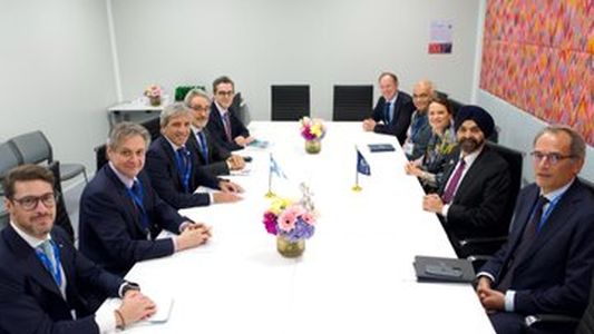 Caputo, con agenda recargada en Tailandia: se reunió con el Banco Mundial, el BID y el Tesoro de EEUU