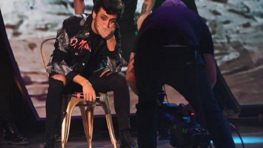 Mala performance: Lizardo Ponce se olvidó la letra de La Cobra