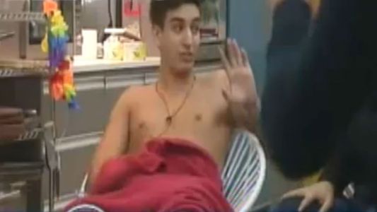 ¡Paj... número uno! Eloy se tocó delante de todos