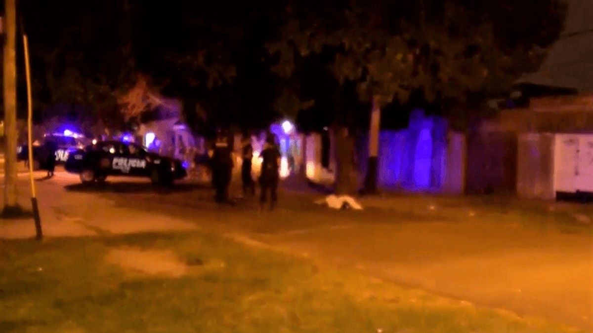 Más muertes en Rosario. Ocurrió en en el cruce de Barra y Amenábar. Foto: gentileza Rosario 3.&nbsp;