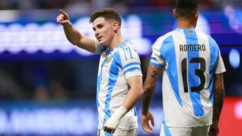 corto la sequia: julian alvarez convirtio el primer gol de la seleccion argentina en la copa america 2024 corto la sequia: julian alvarez convirtio el primer gol de la seleccion argentina en la copa america 2024