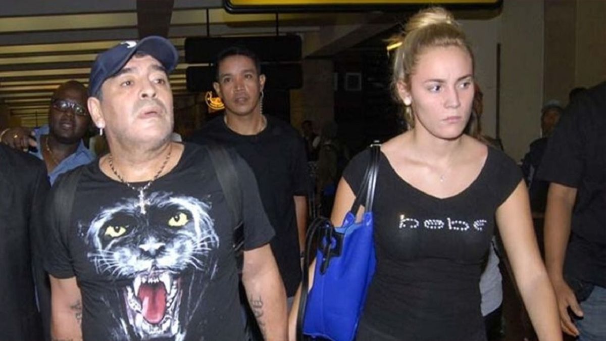Revelaron los curiosos objetos que encontraron de Rocío Oliva en el contenedor de Diego Maradona
