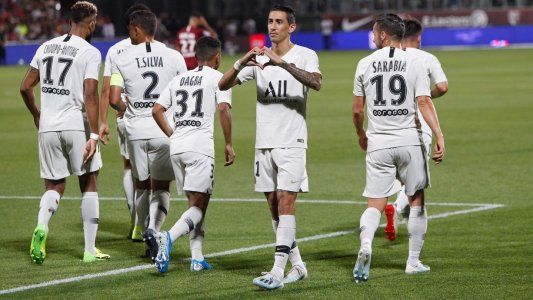 Ligue 1: Di María abrió el camino en el triunfo 2-0 de PSG ante Metz