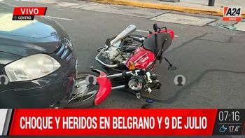 Choque múltiple en av 9 de Julio y Belgrano: 2 heridos