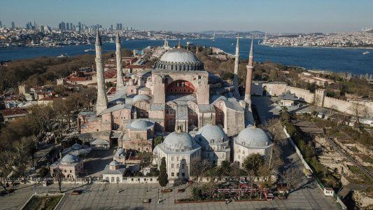 La conversión de Santa Sofía  de Estambul en mezquita, un dolor para el Papa Francisco