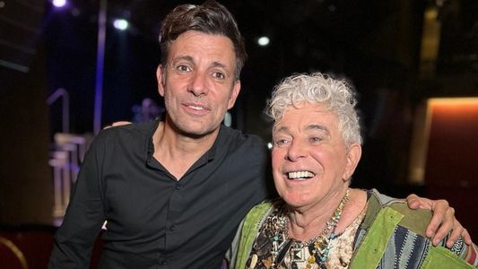 El video del apasionado chape que Martín Bossi provocó entre Carlos Perciavalle y su flamante marido