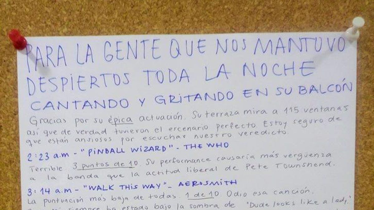 La nota viral que uan familia les dejó a sus molestos vecinos.