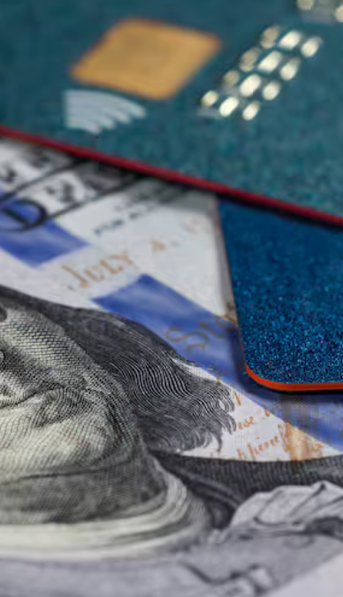 El Gobierno confirmó cual será el nuevo valor que tendrá el dólar tarjeta desde el lunes 23 de diciembre