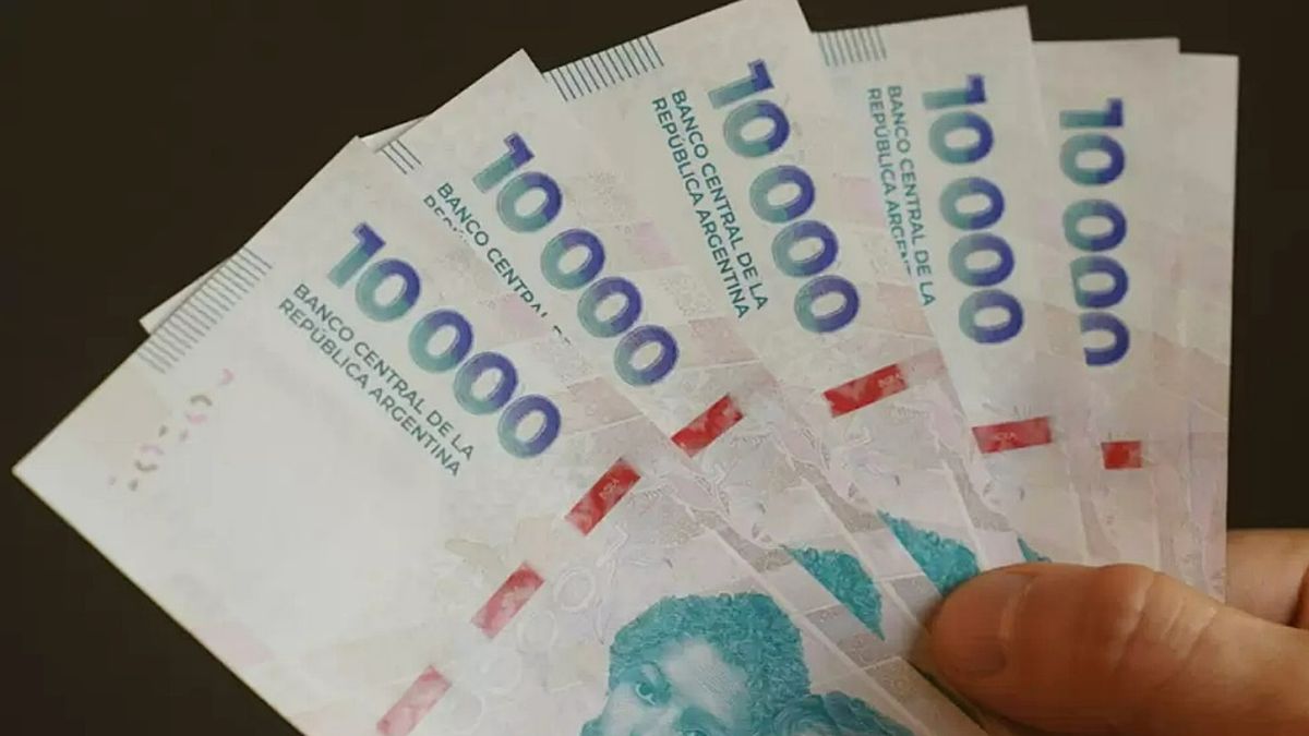 Confirman el pago de un bono de fin de año para trabajadores estatales (Foto: archivo).