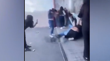 Matala, matala: la brutal pelea entre alumnas de una escuela quedó grabada en un video