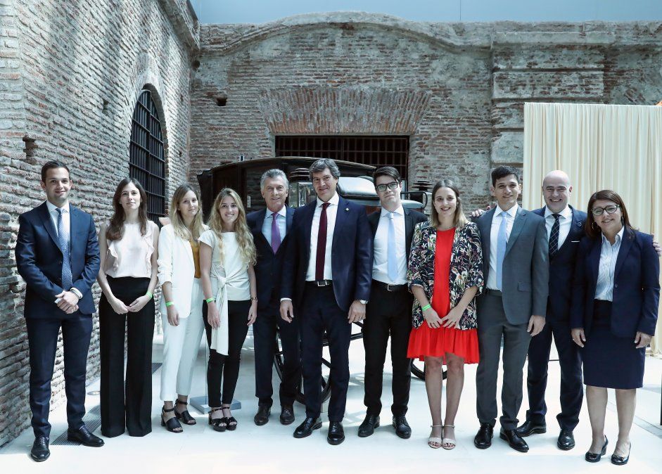 En su despedida ante los abogados del Estado, Macri prometió cuidar la república