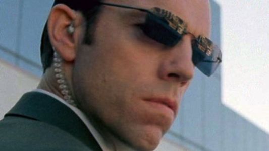 El agente Smith de Matrix resucitó en anuncio
