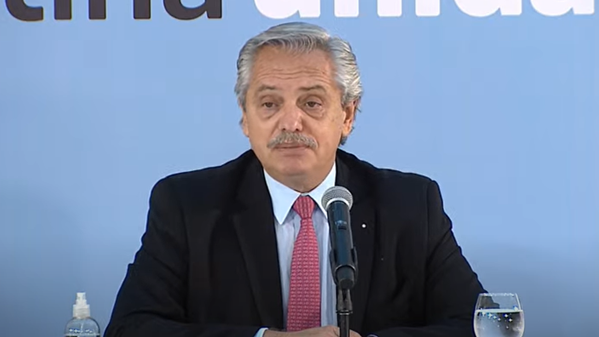 Alberto Fernández encabezó el acto del del Día de la Afirmación de los Derechos Argentinos sobre las Malvinas.