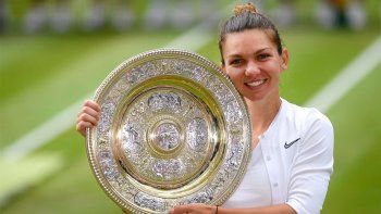 wimbledon: halep barrio a serena williams en 55 minutos y se consagro por primera vez en el all england wimbledon: halep barrio a serena williams en 55 minutos y se consagro por primera vez en el all england