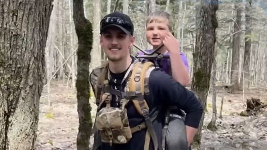 Con chupetines y agua de nieve, la increíble hazaña de un nene de 8 años que resistió dos días perdido en un bosque