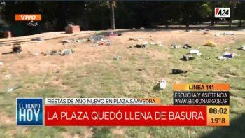 Alcohol, basura y descontrol de jóvenes en el Parque Saavedra