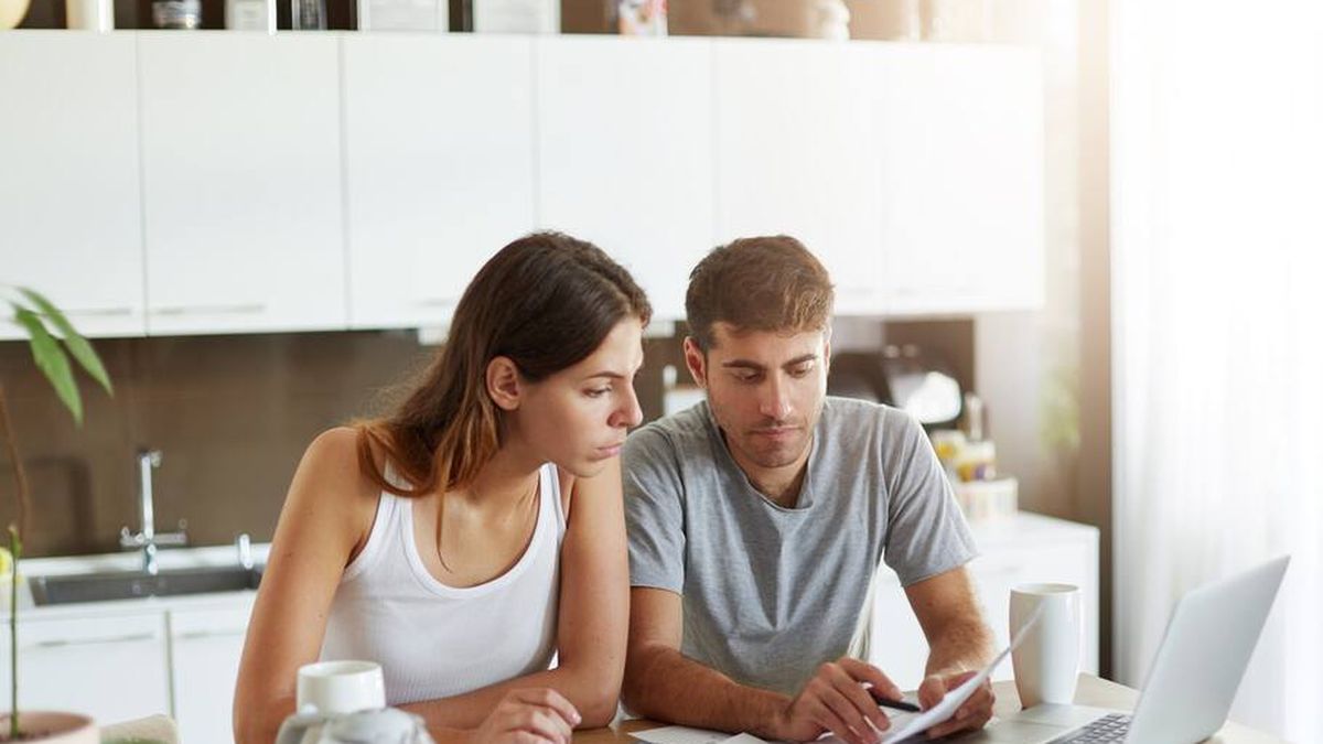 La infidelidad financiera es un concepto que empezó a ganar fuerza en el último tiempo y pone en jaque la estabilidad emocional y económica de muchas parejas.