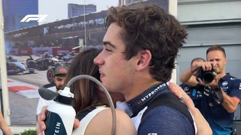 Video: el emotivo abrazo de Franco Colapinto y su mamá tras la gran clasificación