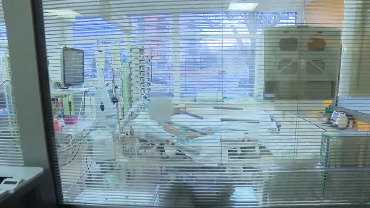 Las camas de terapias intensiva vuelven a ocuparse, pero mayoritariamente por personas no vacunadas contra el coronavirus (Foto: Archivo)