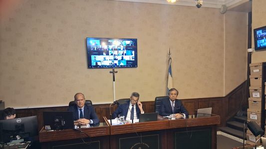 Causa Cuadernos: dudas y certezas sobre el inicio del juicio por corrupción más grande de la historia