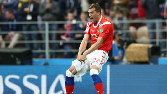 Ingresó desde el banco y marcó: Rusia liquida el partido