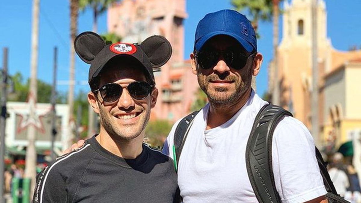 Hernán Piquín y Agustín Barajas llevan juntos hace ya un par de años. Tienen su residencia en las afueras de Granada, España, de donde es oriundo el español. 