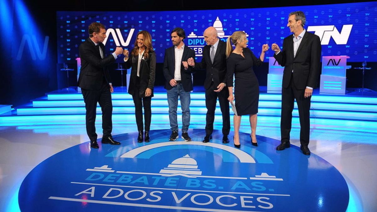 Los seis candidatos a diputados anoche en el debate televisivo fueron duramente criticados por el actor Gonzalo Heredia.&nbsp;