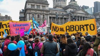 Legalización del aborto: marchas y caravanas en todo el país de sectores que rechazan el proyecto de ley