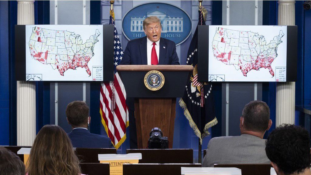 Trump suspendió la convención en la Florida para proclamar su candidatura por el aumento de casos de COVID-19