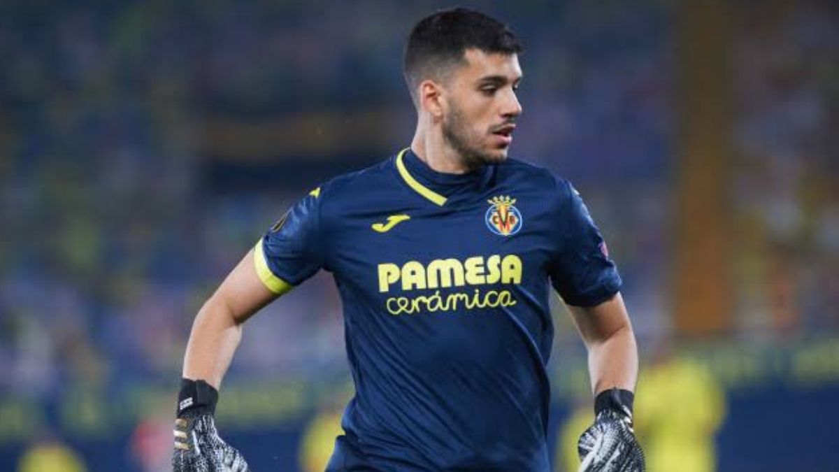 Rulli no tuvo un buen partido en Villarreal-Liverpool.