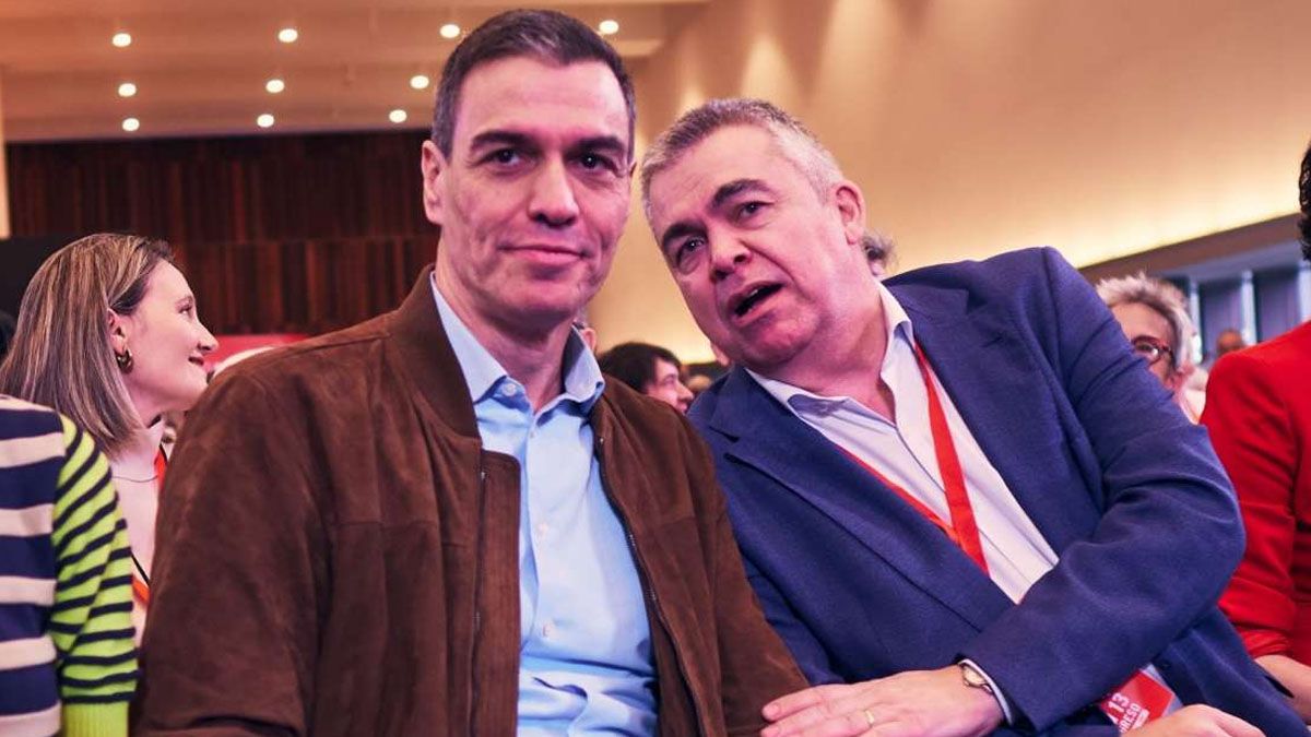 En el reciente congreso del Partido Socialista. Pedro Sánchez y el ahora expulsado por corrupción, Cerdán el número 3 del partido. (foto: Gentileza ABC)