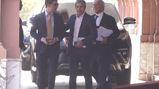 Presupuesto 2025: ahora Milei quiere eliminar financiamiento a partidos políticos para ampliar a las universidades