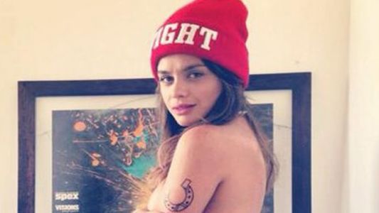 Posando muy sexy, Vitto Saravia mostró su nuevo tatuaje