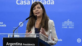 Gabriela Cerruti le contestó al Mauricio Macri tras el irónico mensaje por los cortes de luz (Telam).